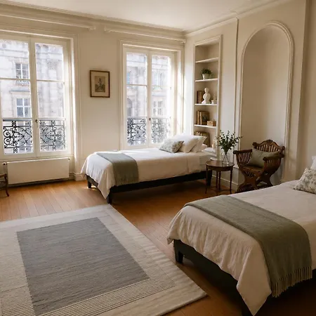 La Saint Mammes Bed & Breakfast